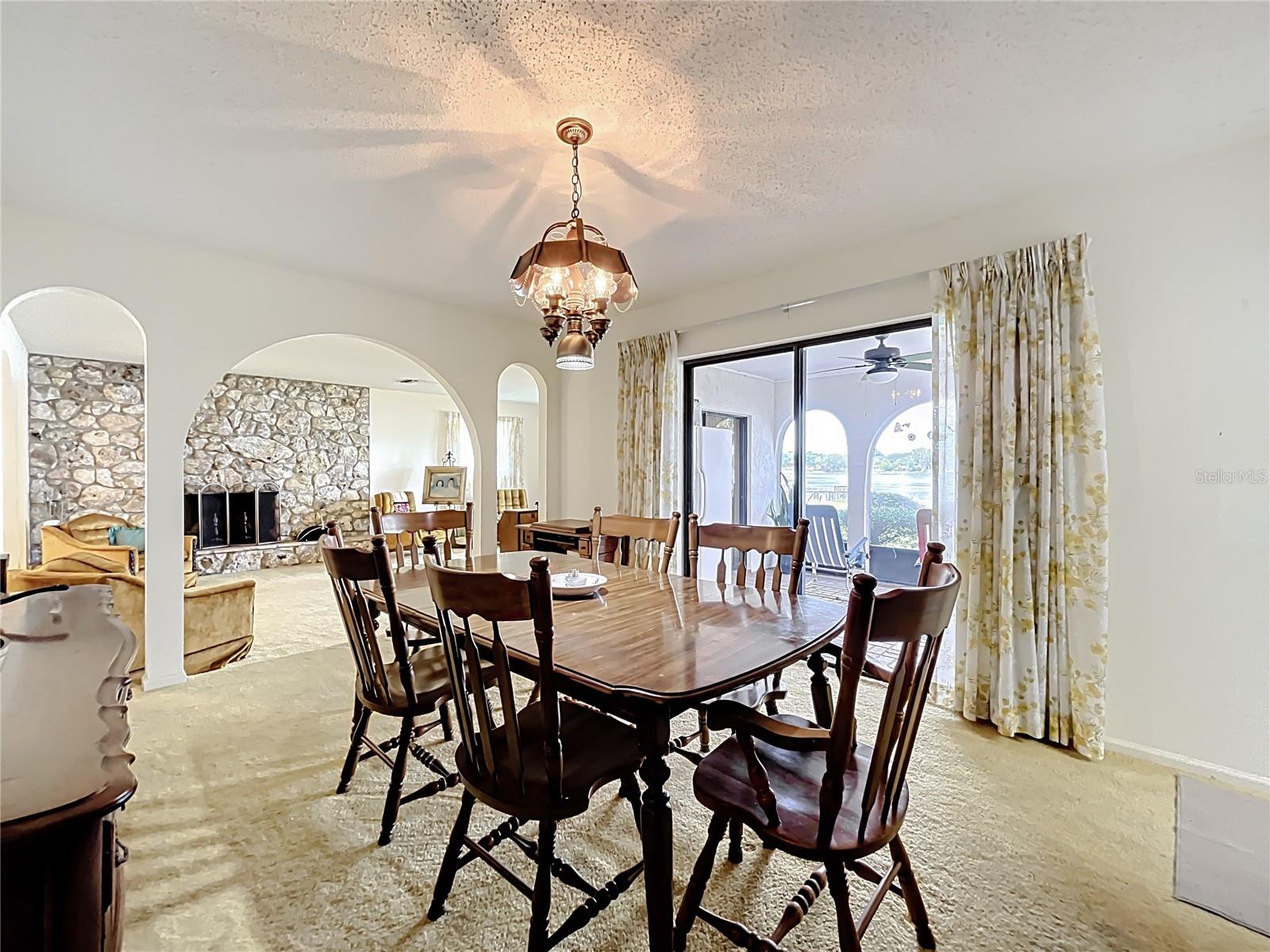 16635 COUNTY ROAD 450, UMATILLA, FL, 32784