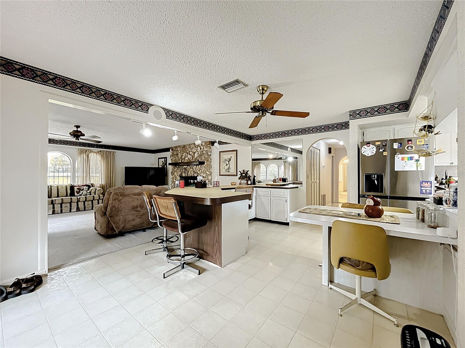 16635 COUNTY ROAD 450, UMATILLA, FL, 32784