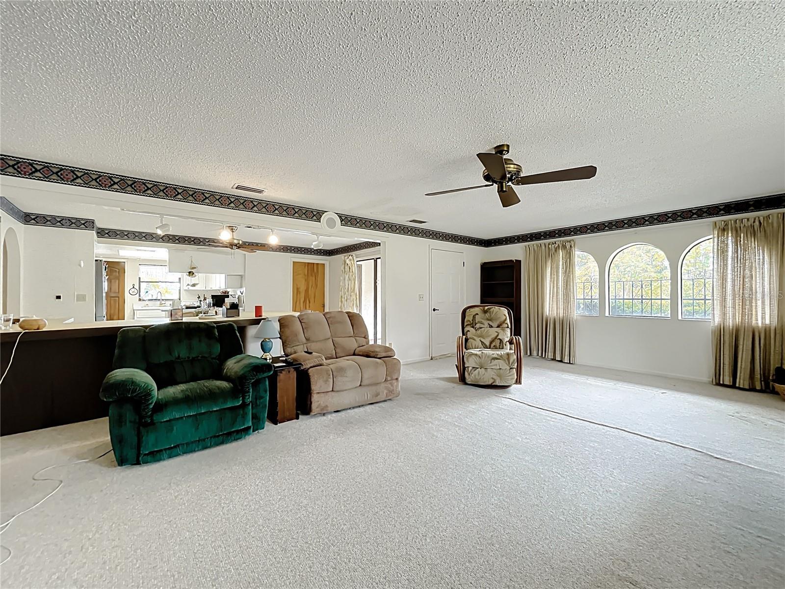 16635 COUNTY ROAD 450, UMATILLA, FL, 32784