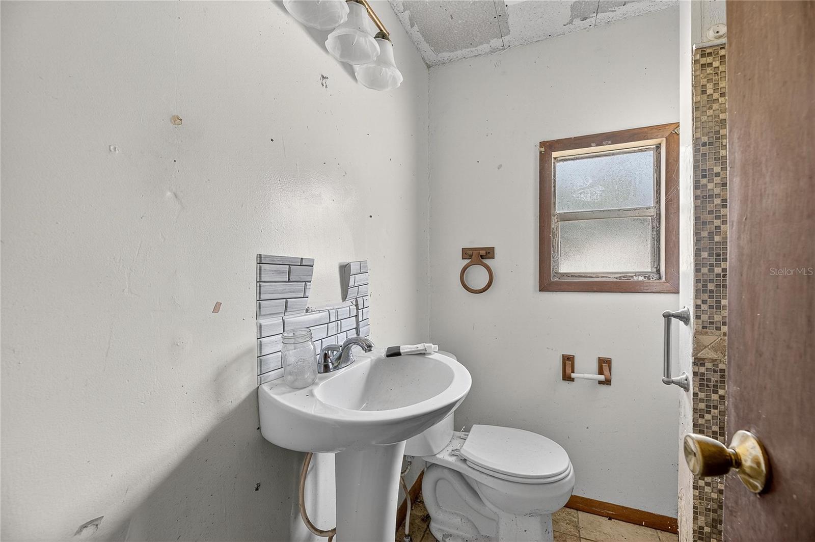 311 S WEBB RD, PLANT CITY, FL, 33566