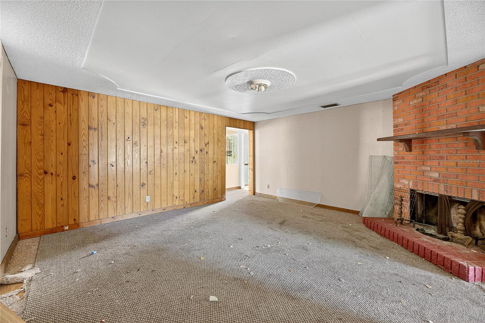 311 S WEBB RD, PLANT CITY, FL, 33566