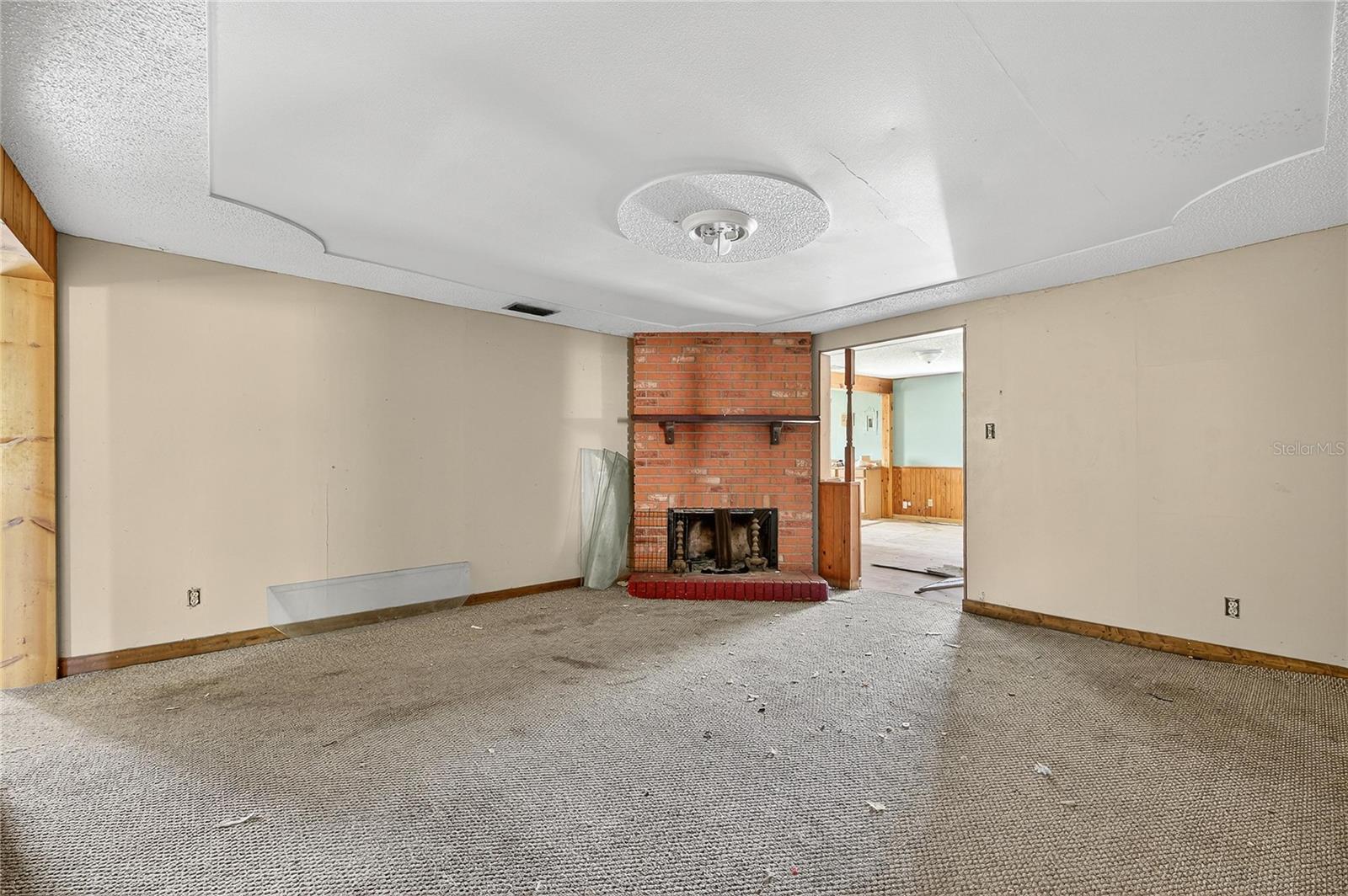 311 S WEBB RD, PLANT CITY, FL, 33566