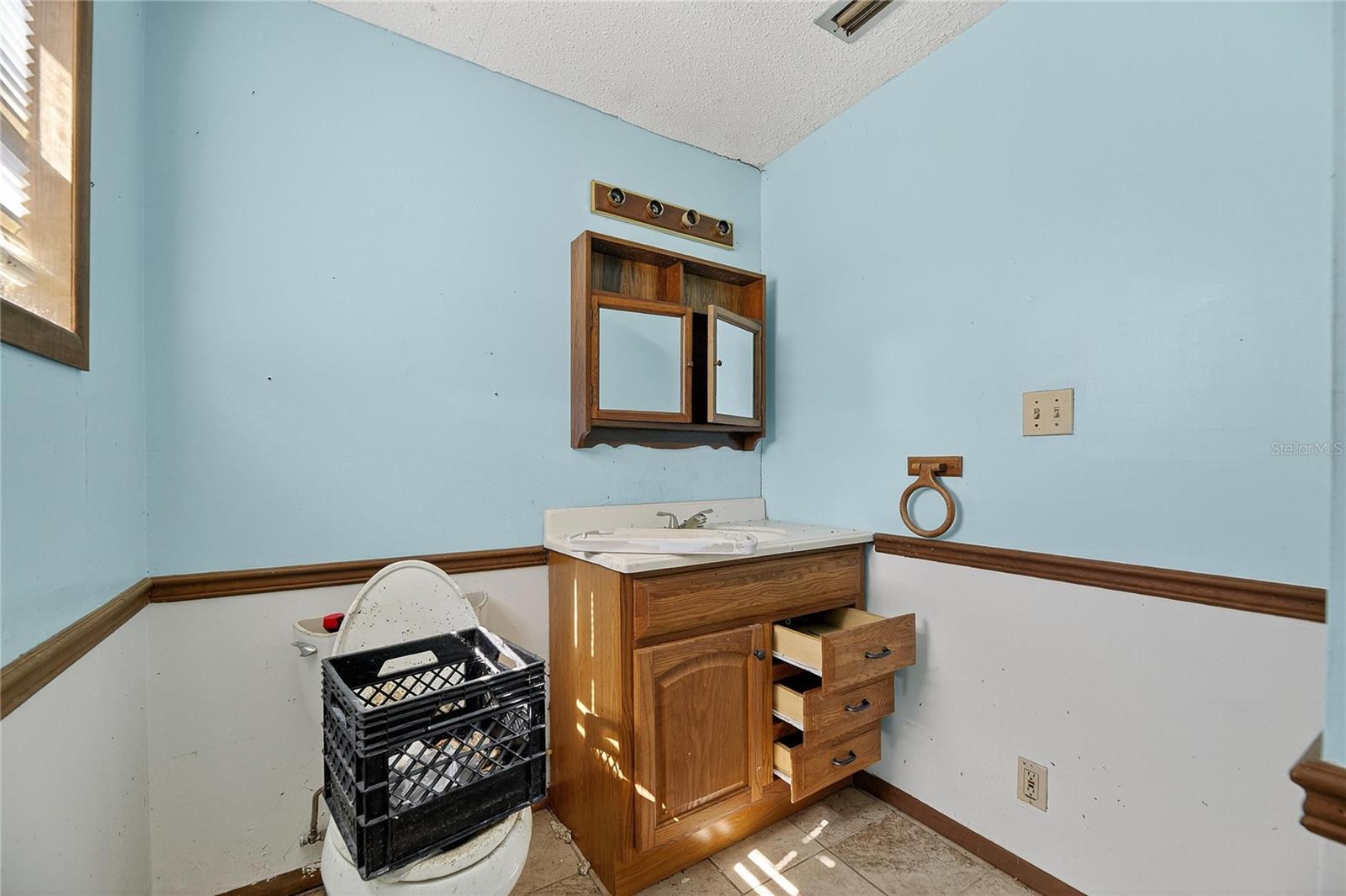 311 S WEBB RD, PLANT CITY, FL, 33566