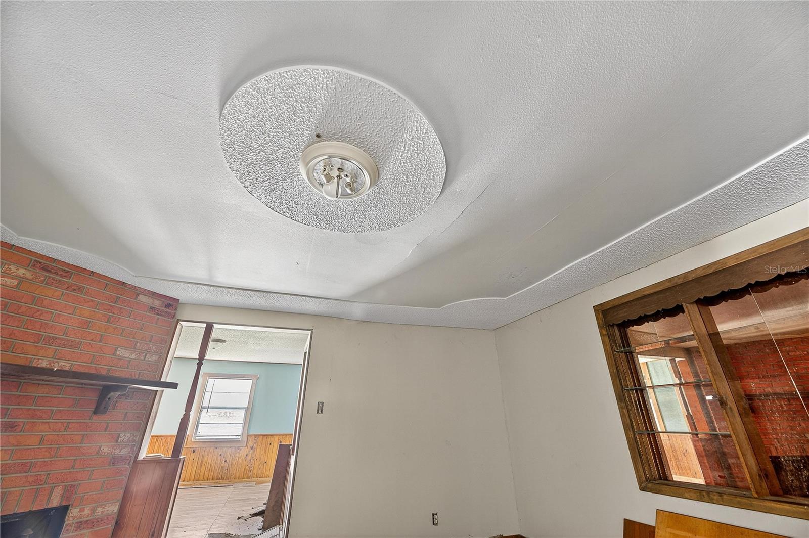 311 S WEBB RD, PLANT CITY, FL, 33566