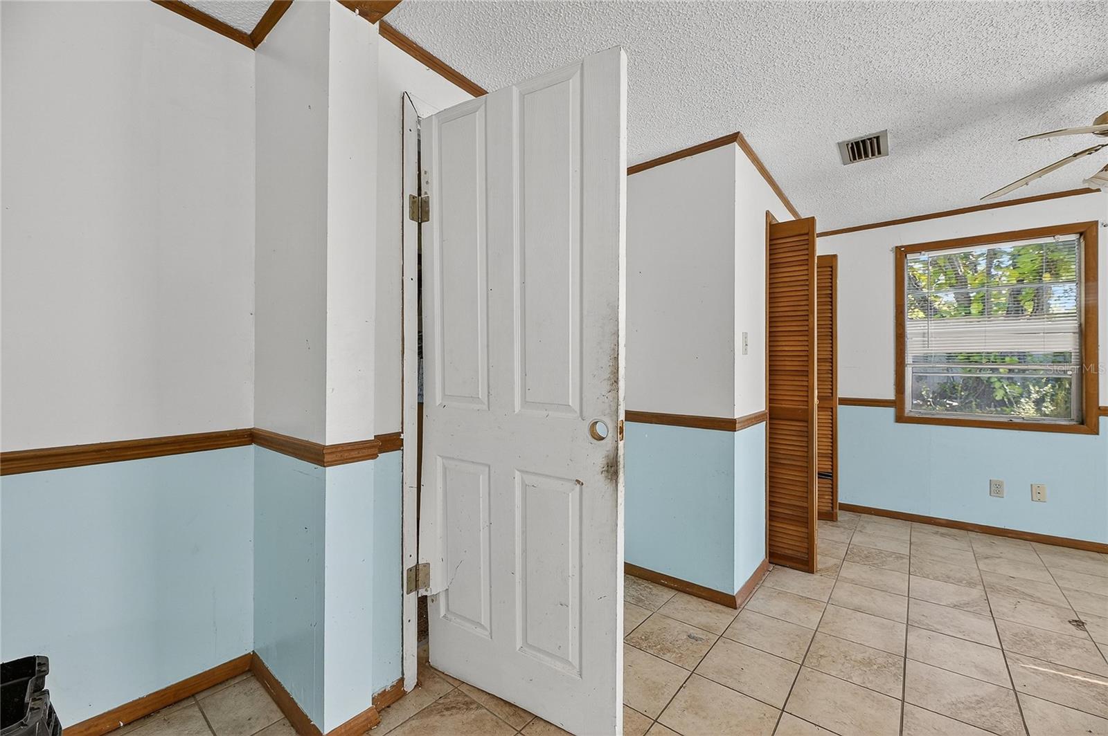 311 S WEBB RD, PLANT CITY, FL, 33566