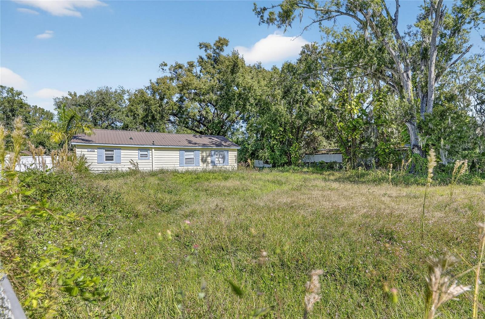 311 S WEBB RD, PLANT CITY, FL, 33566