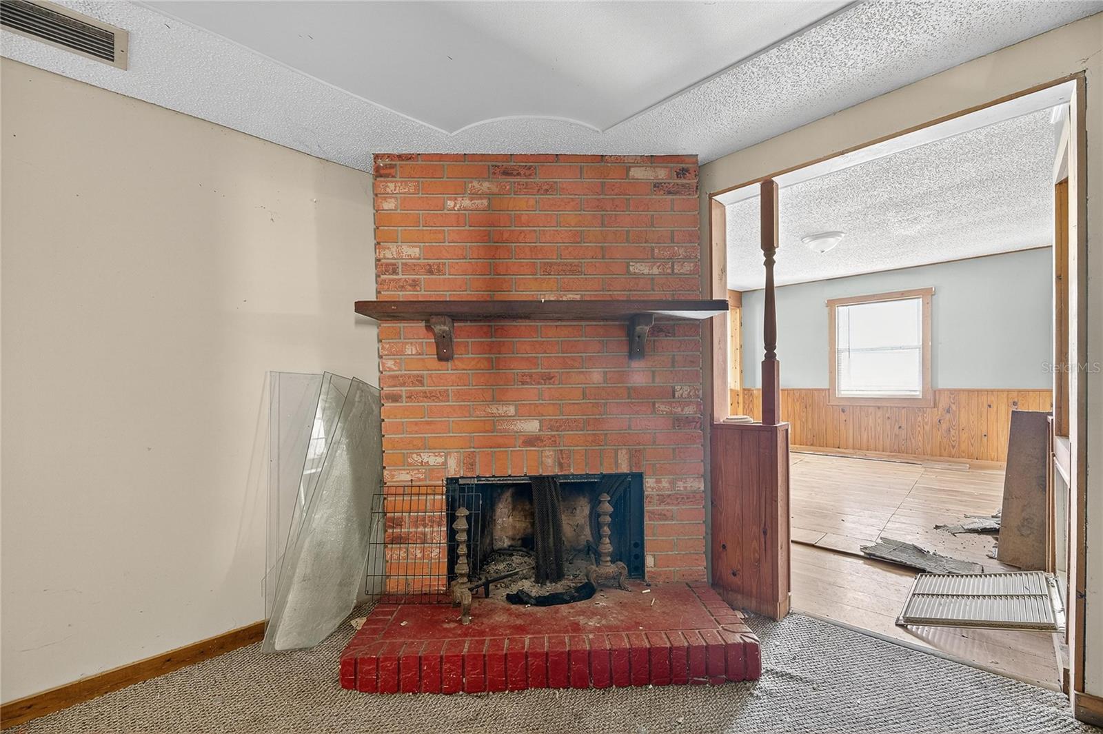 311 S WEBB RD, PLANT CITY, FL, 33566