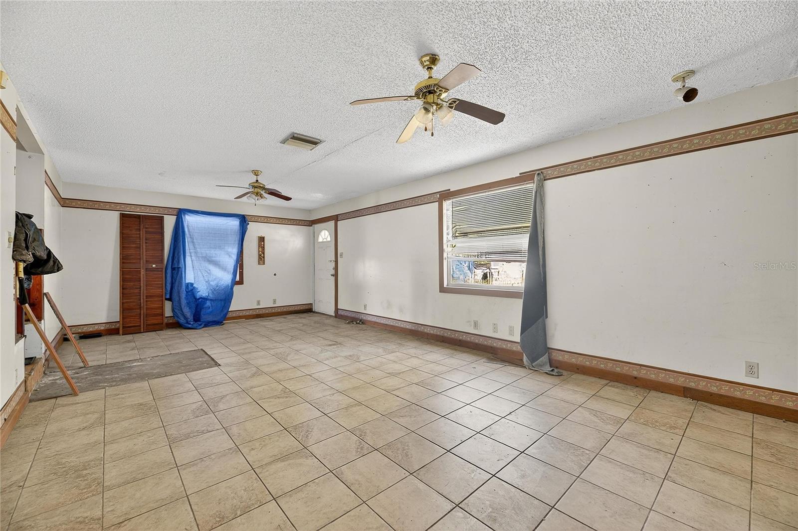 311 S WEBB RD, PLANT CITY, FL, 33566