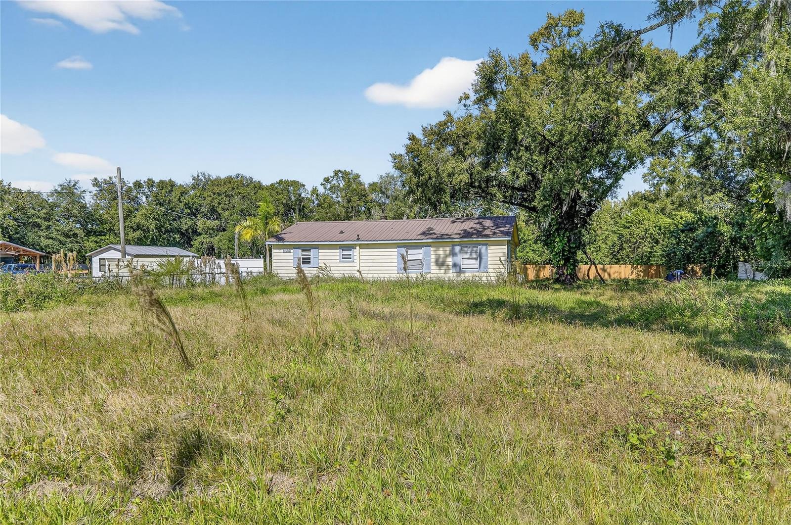 311 S WEBB RD, PLANT CITY, FL, 33566