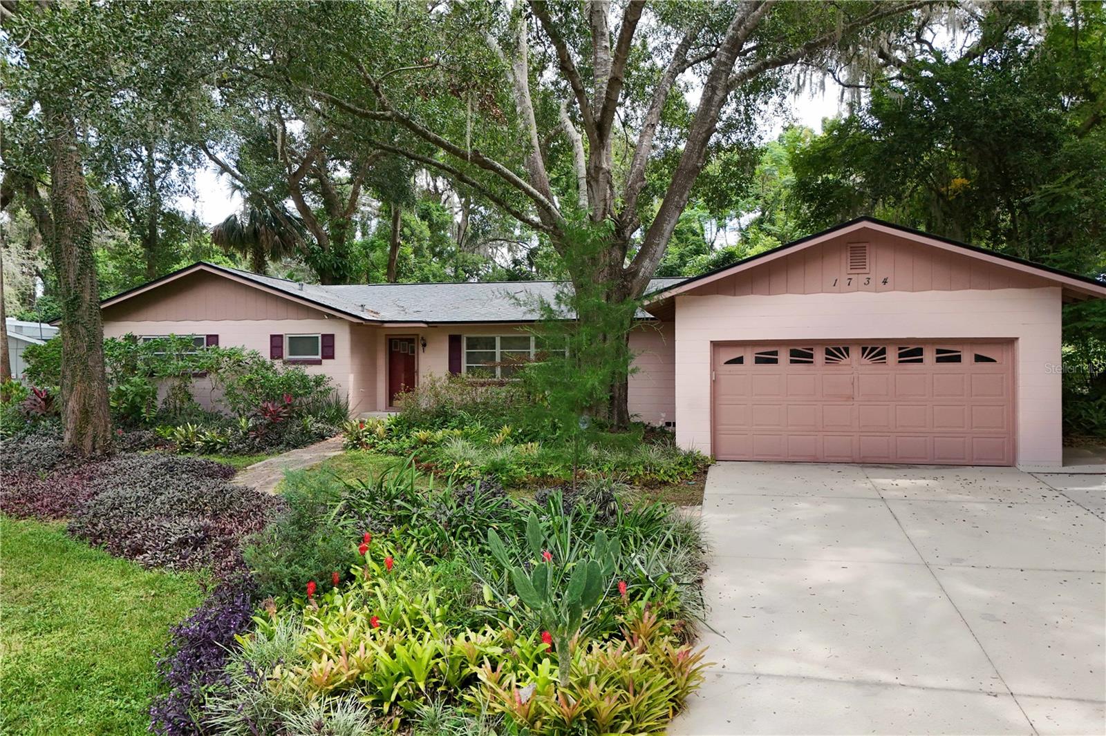 1734 NORMANDY DR, MOUNT DORA, FL, 32757