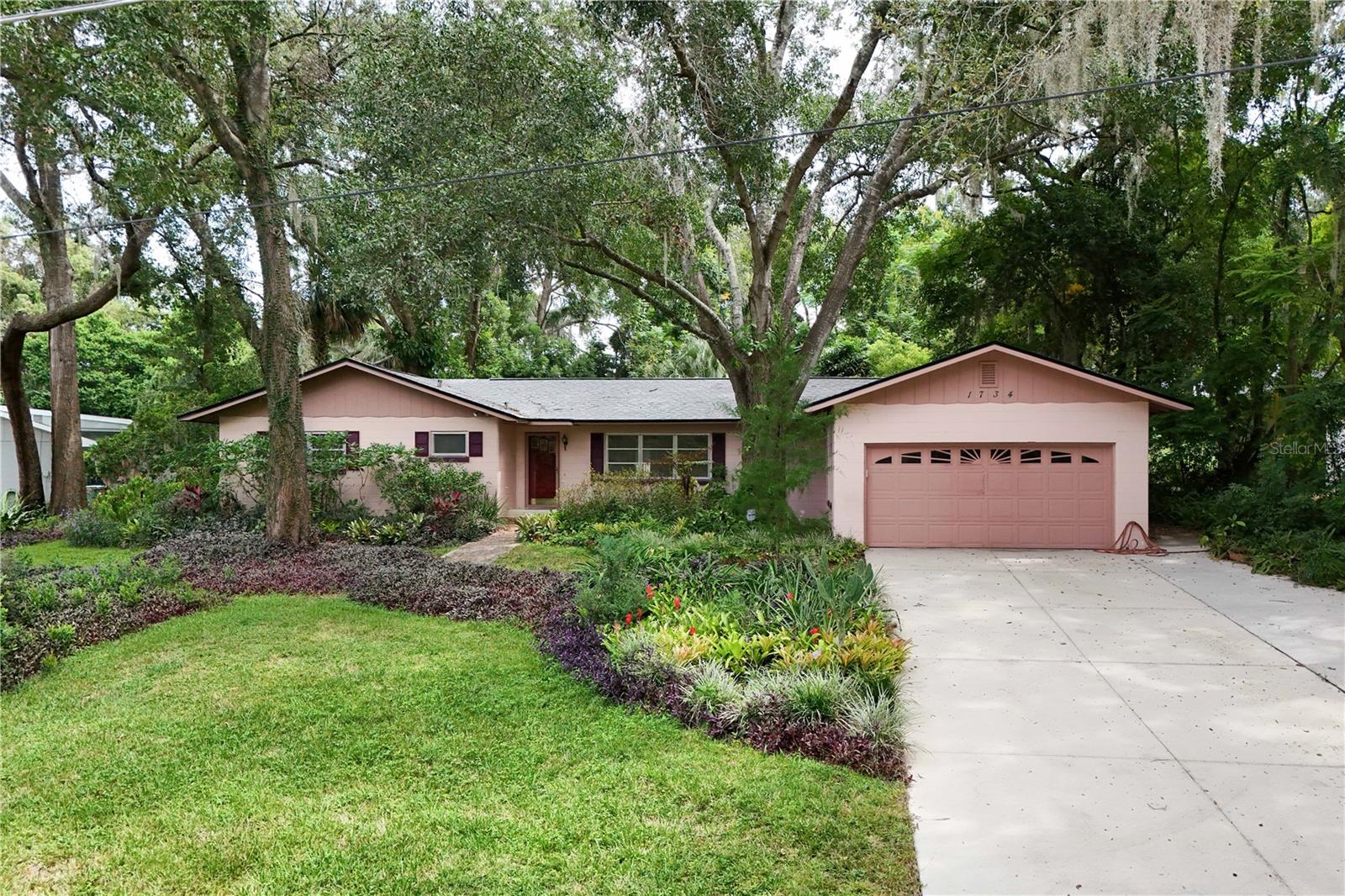 1734 NORMANDY DR, MOUNT DORA, FL, 32757