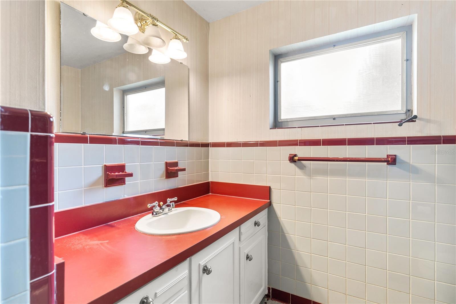 1734 NORMANDY DR, MOUNT DORA, FL, 32757