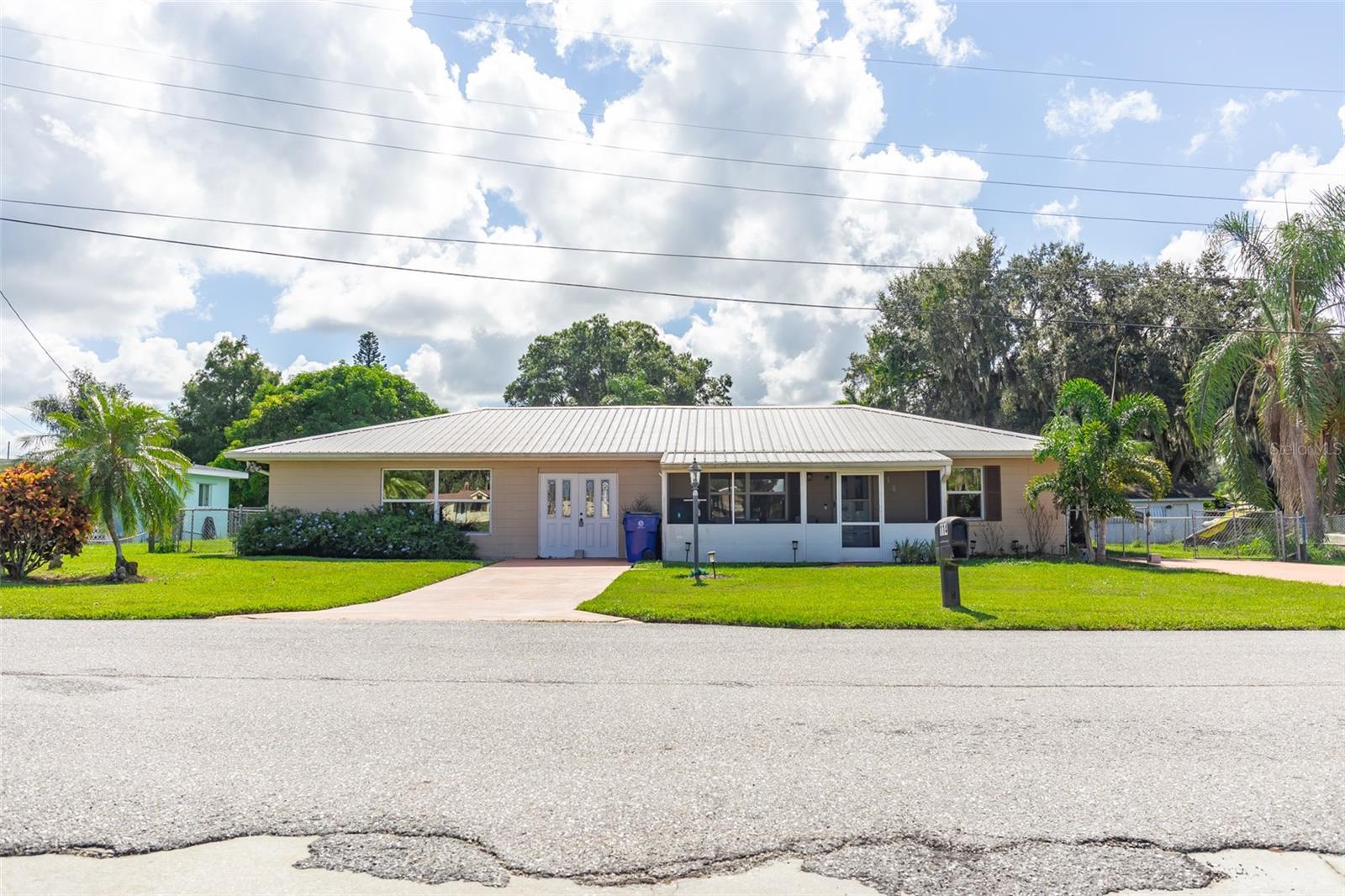 114 LAKE HUNTLEY DR, LAKE PLACID, FL, 33852