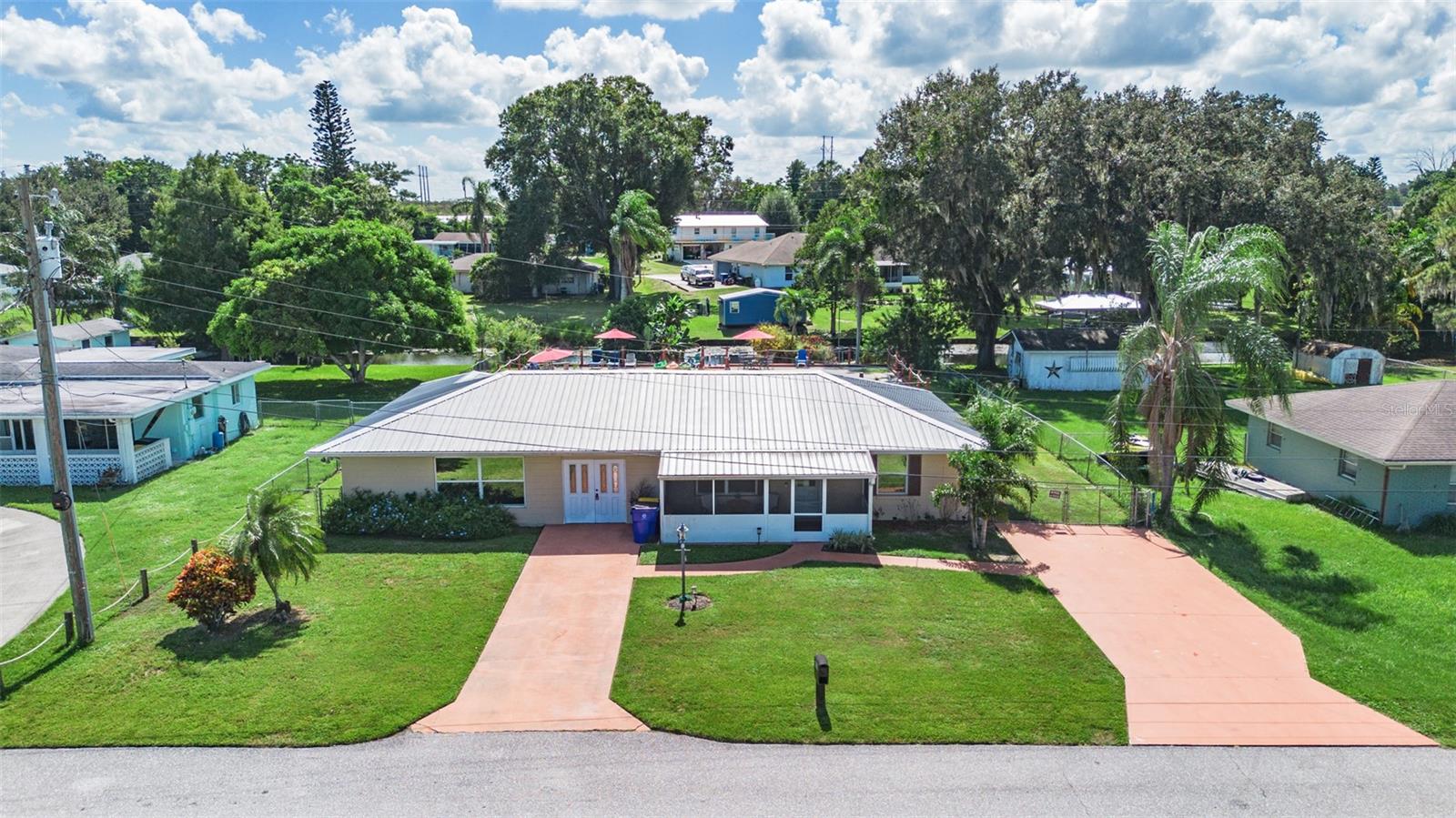 114 LAKE HUNTLEY DR, LAKE PLACID, FL, 33852