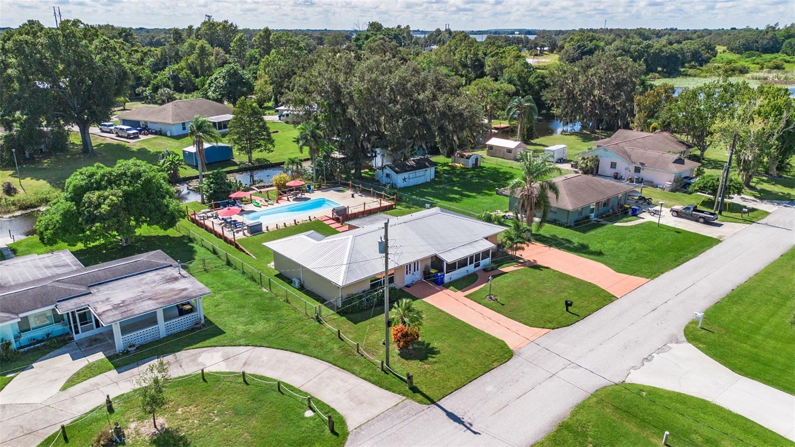 114 LAKE HUNTLEY DR, LAKE PLACID, FL, 33852