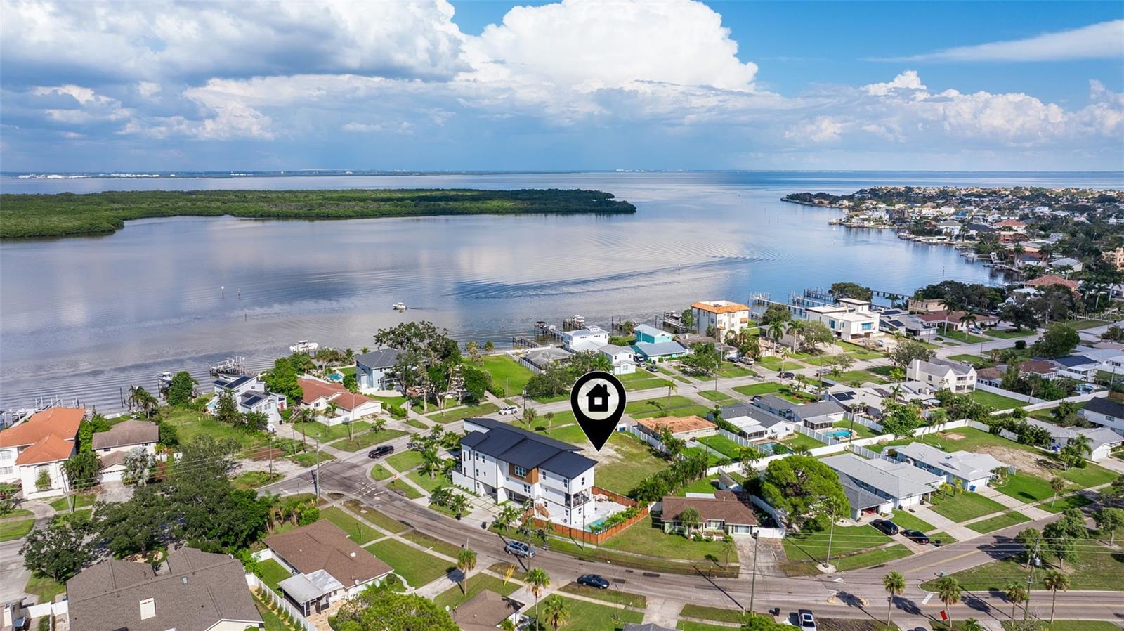 6046 BAYOU GRANDE BLVD NE, ST PETERSBURG, FL, 33703