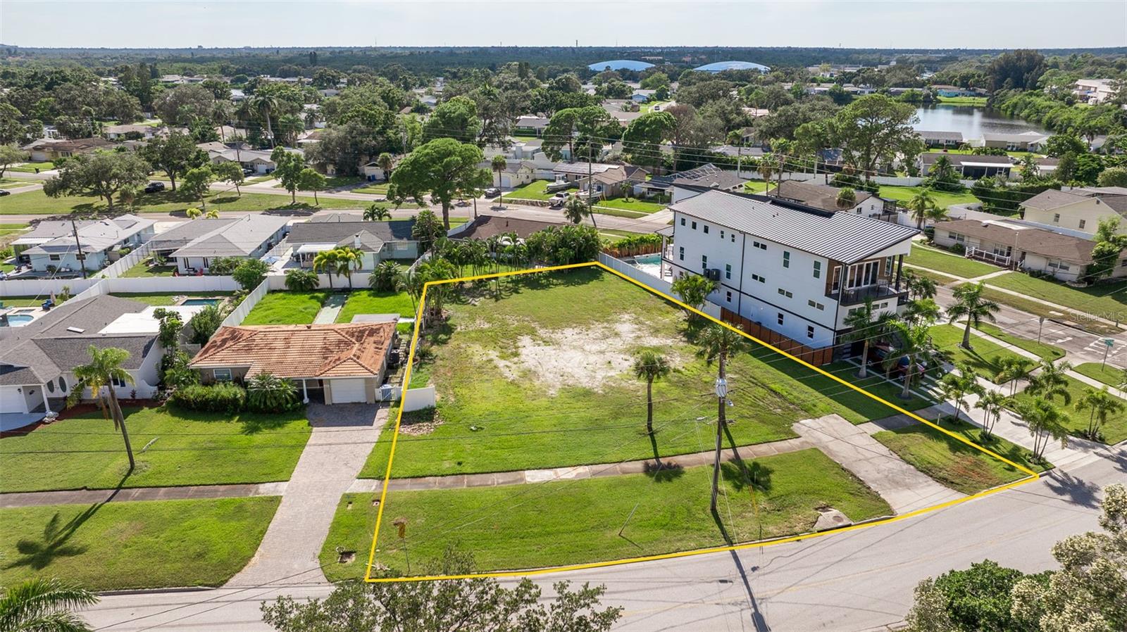 6046 BAYOU GRANDE BLVD NE, ST PETERSBURG, FL, 33703