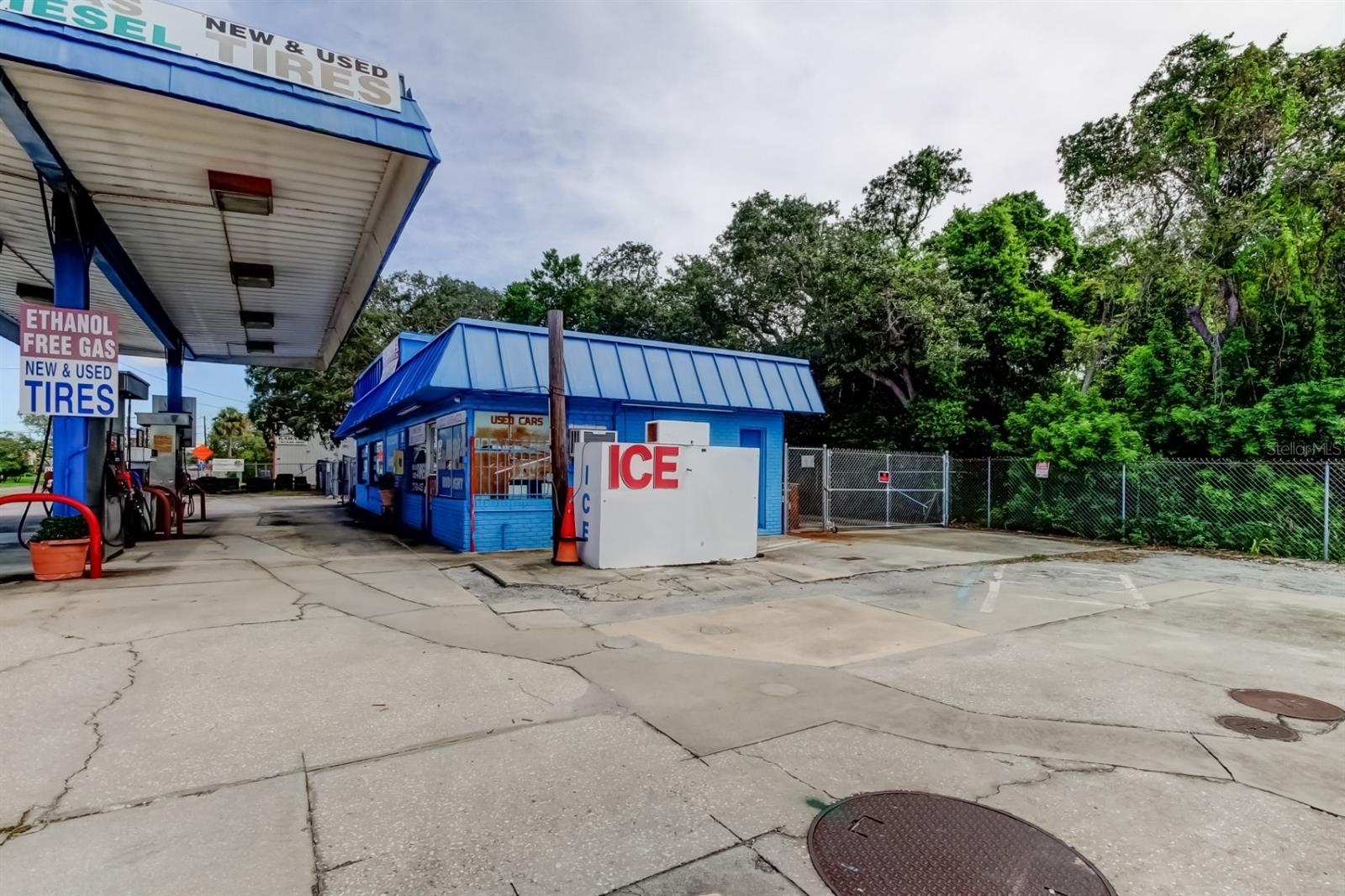 1941 S PINELLAS AVE, TARPON SPRINGS, FL, 34689