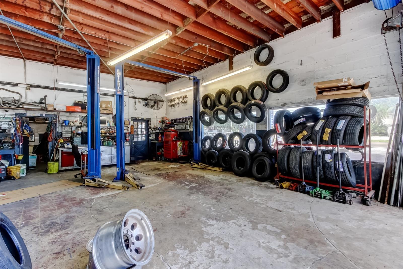 1941 S PINELLAS AVE, TARPON SPRINGS, FL, 34689