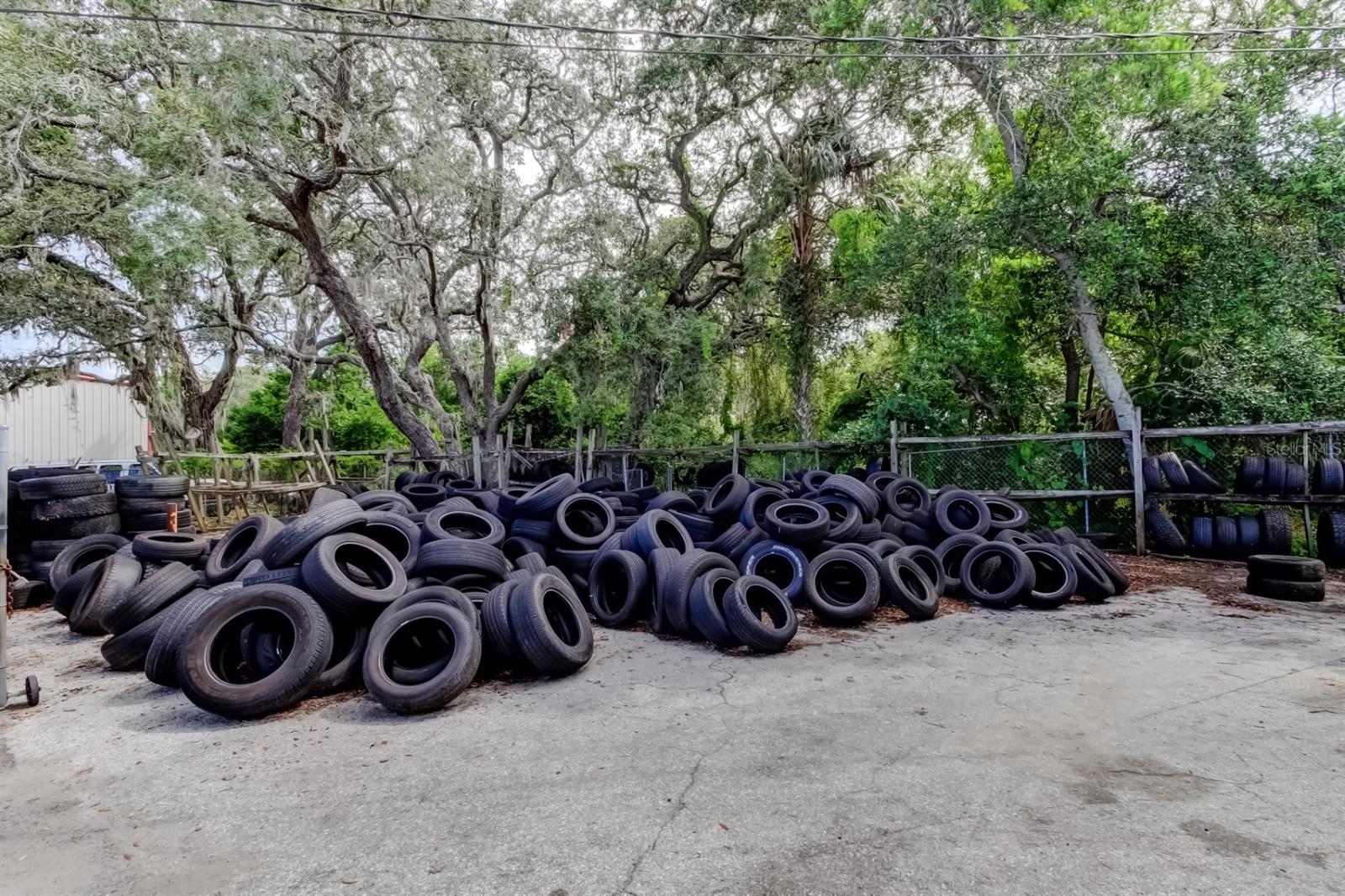 1941 S PINELLAS AVE, TARPON SPRINGS, FL, 34689