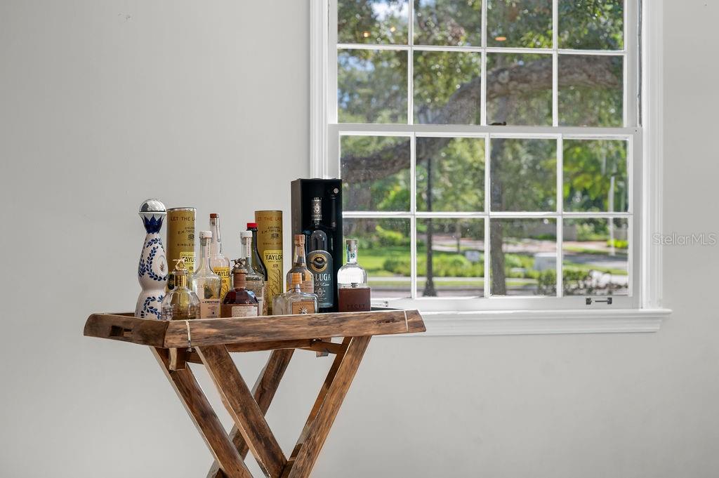 1585 SOUTH DR, SARASOTA, FL, 34239