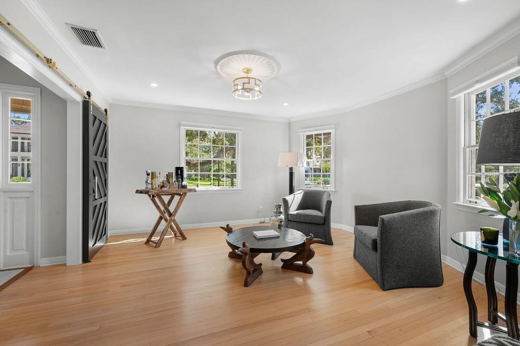 1585 SOUTH DR, SARASOTA, FL, 34239