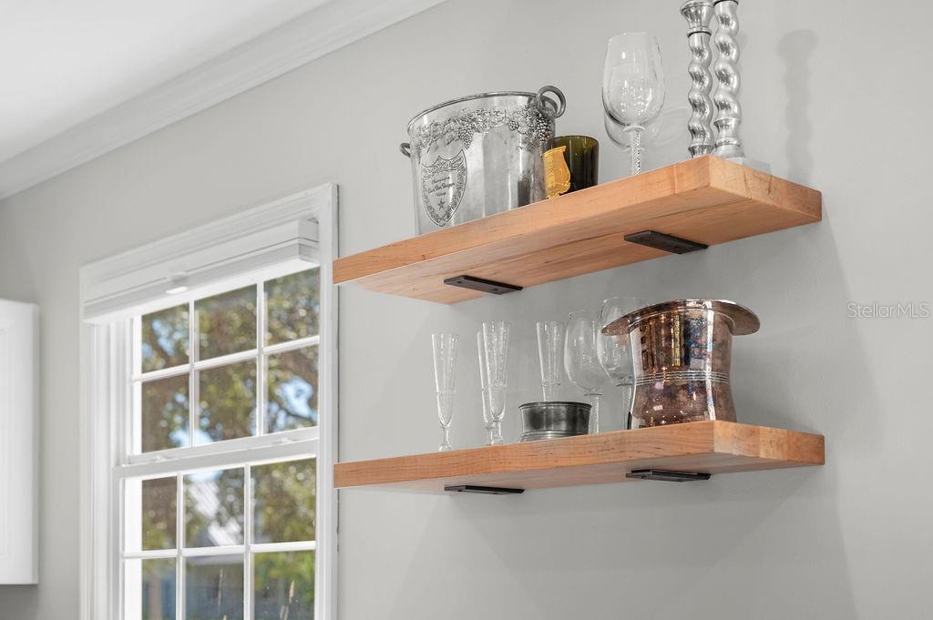 1585 SOUTH DR, SARASOTA, FL, 34239