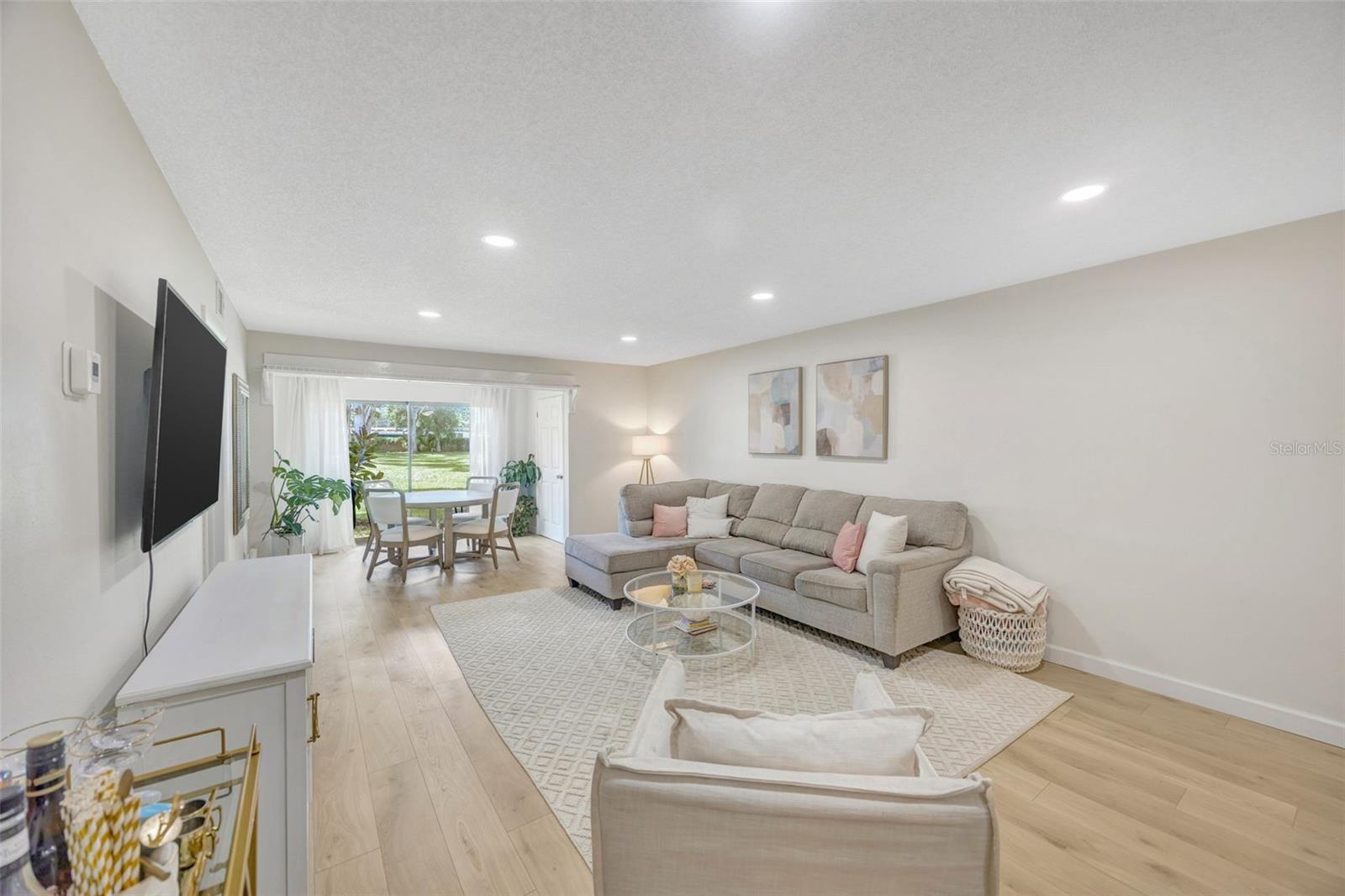 7560 92ND ST #103B, SEMINOLE, FL, 33777