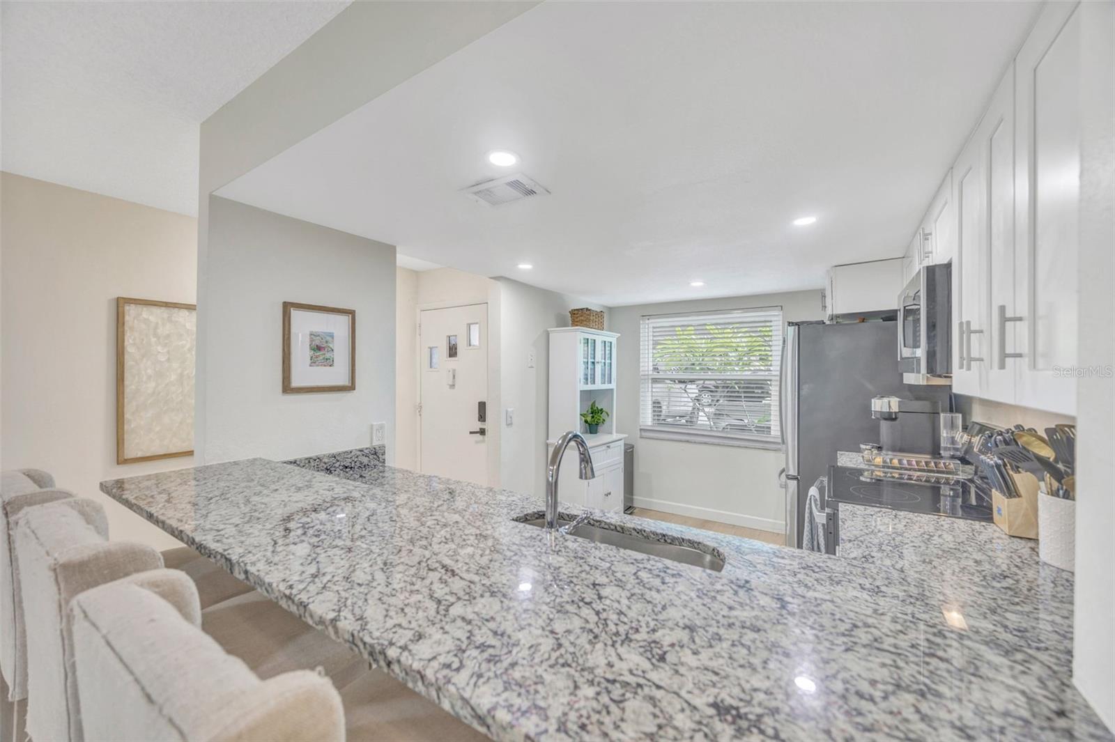 7560 92ND ST #103B, SEMINOLE, FL, 33777