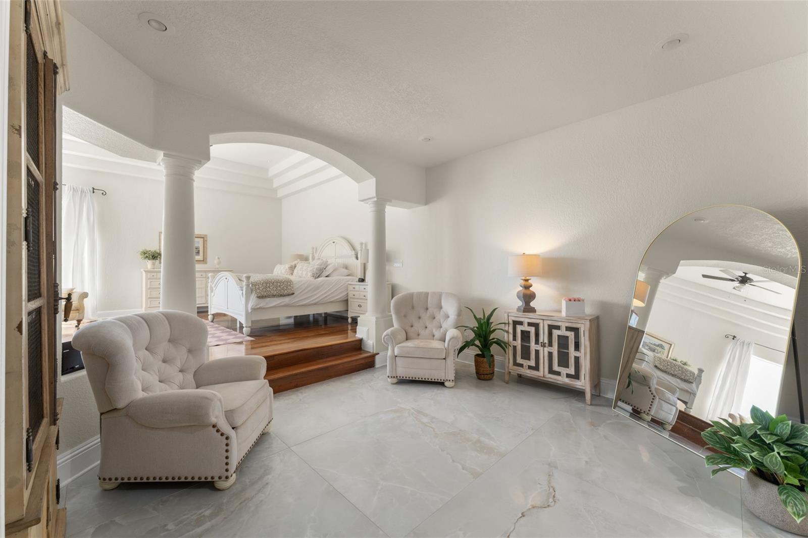 O6346858 Property Photo