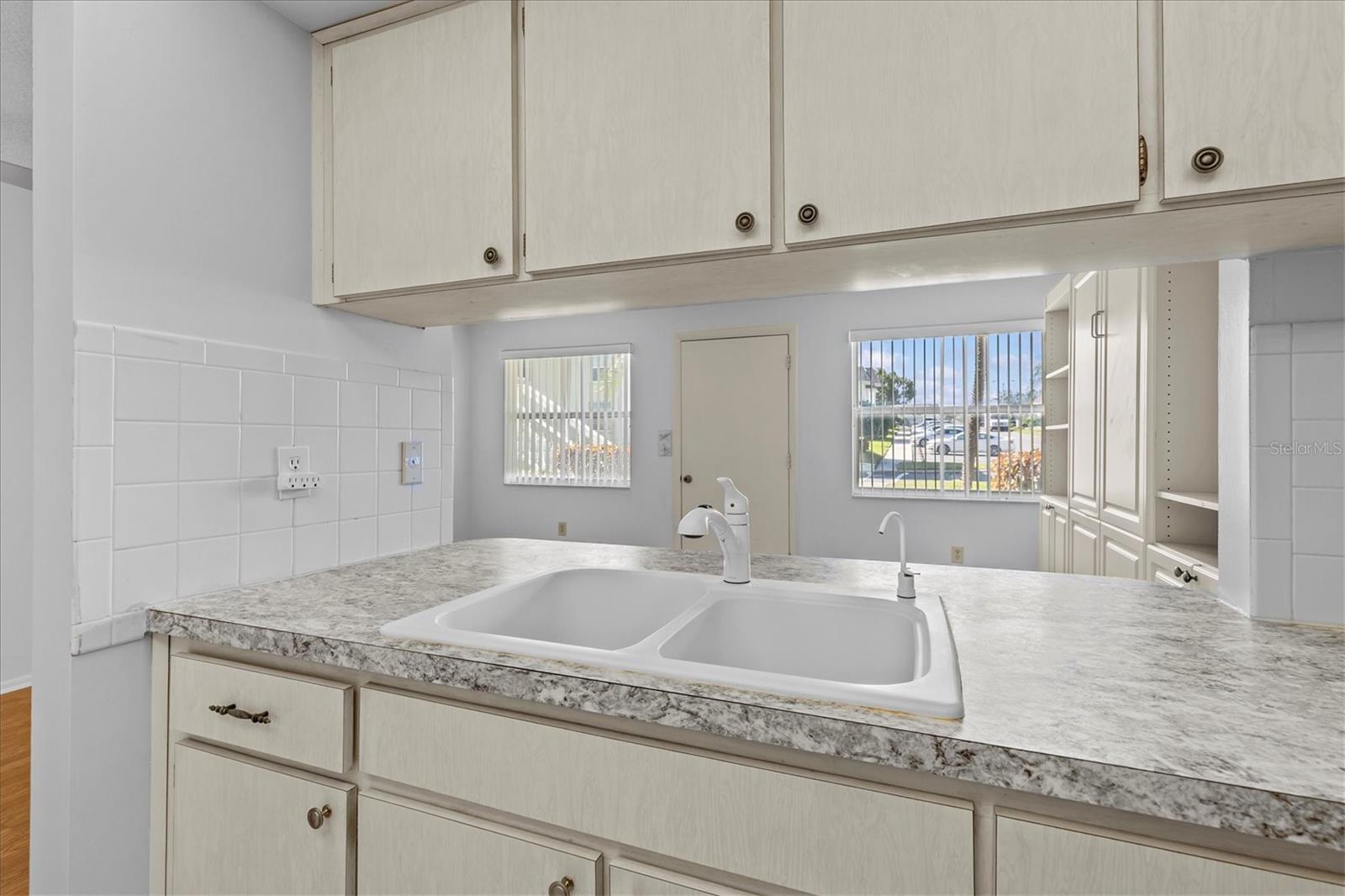 TB8430818 Property Photo