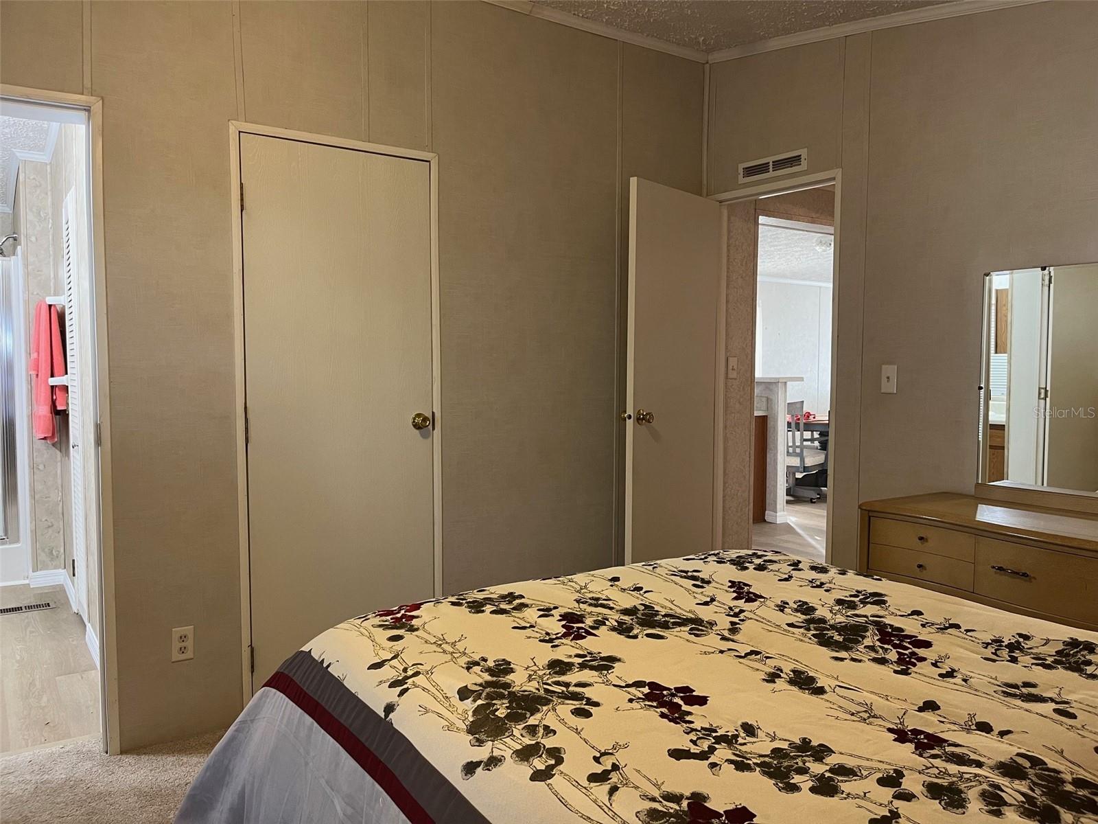 C7515337 Property Photo