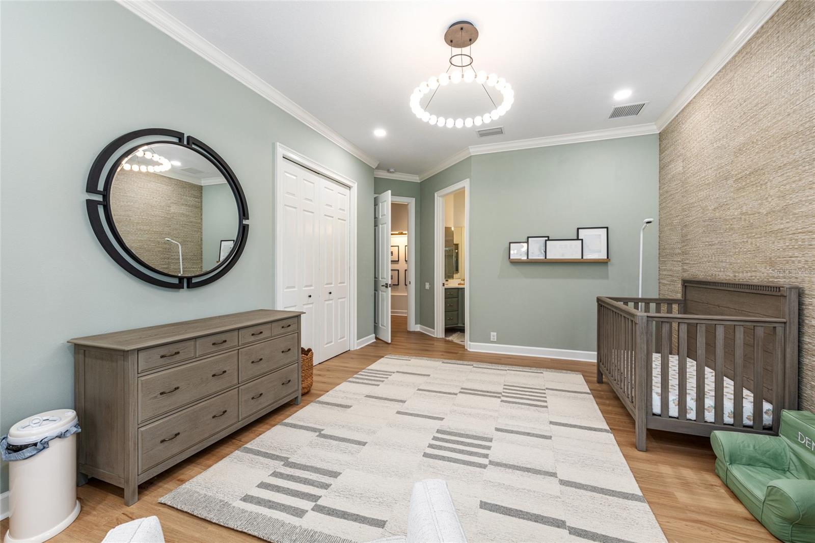 OM710169 Property Photo