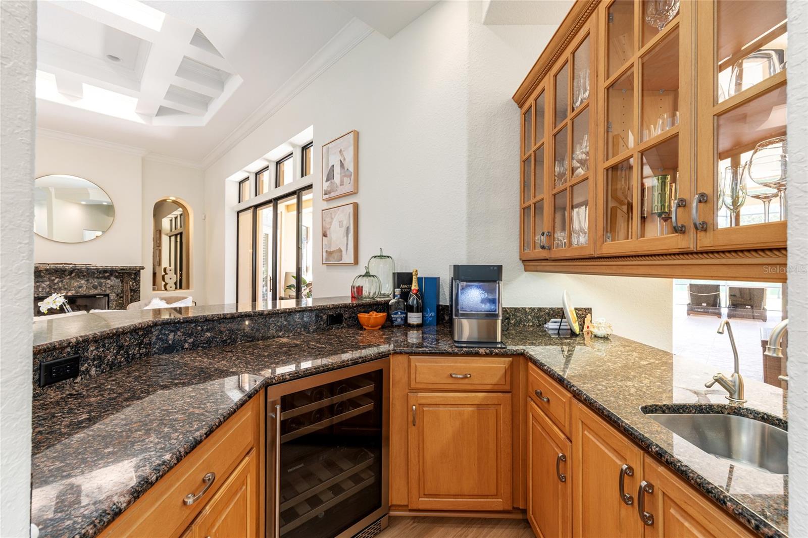 OM710169 Property Photo