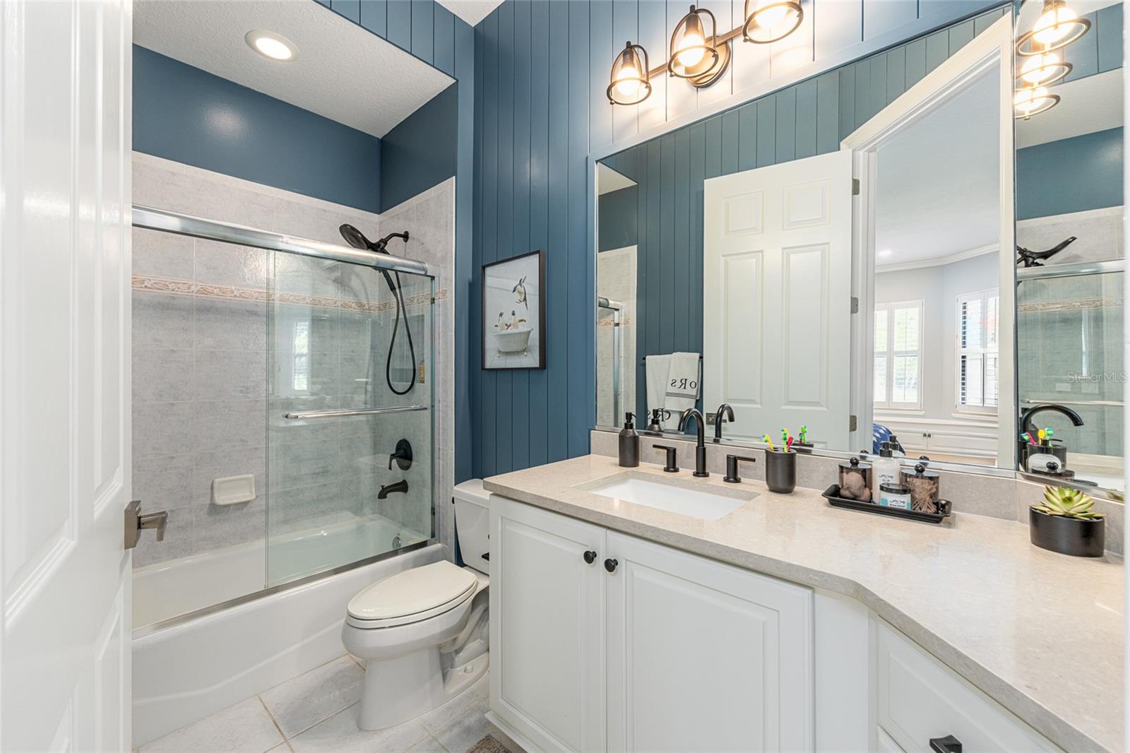 OM710169 Property Photo