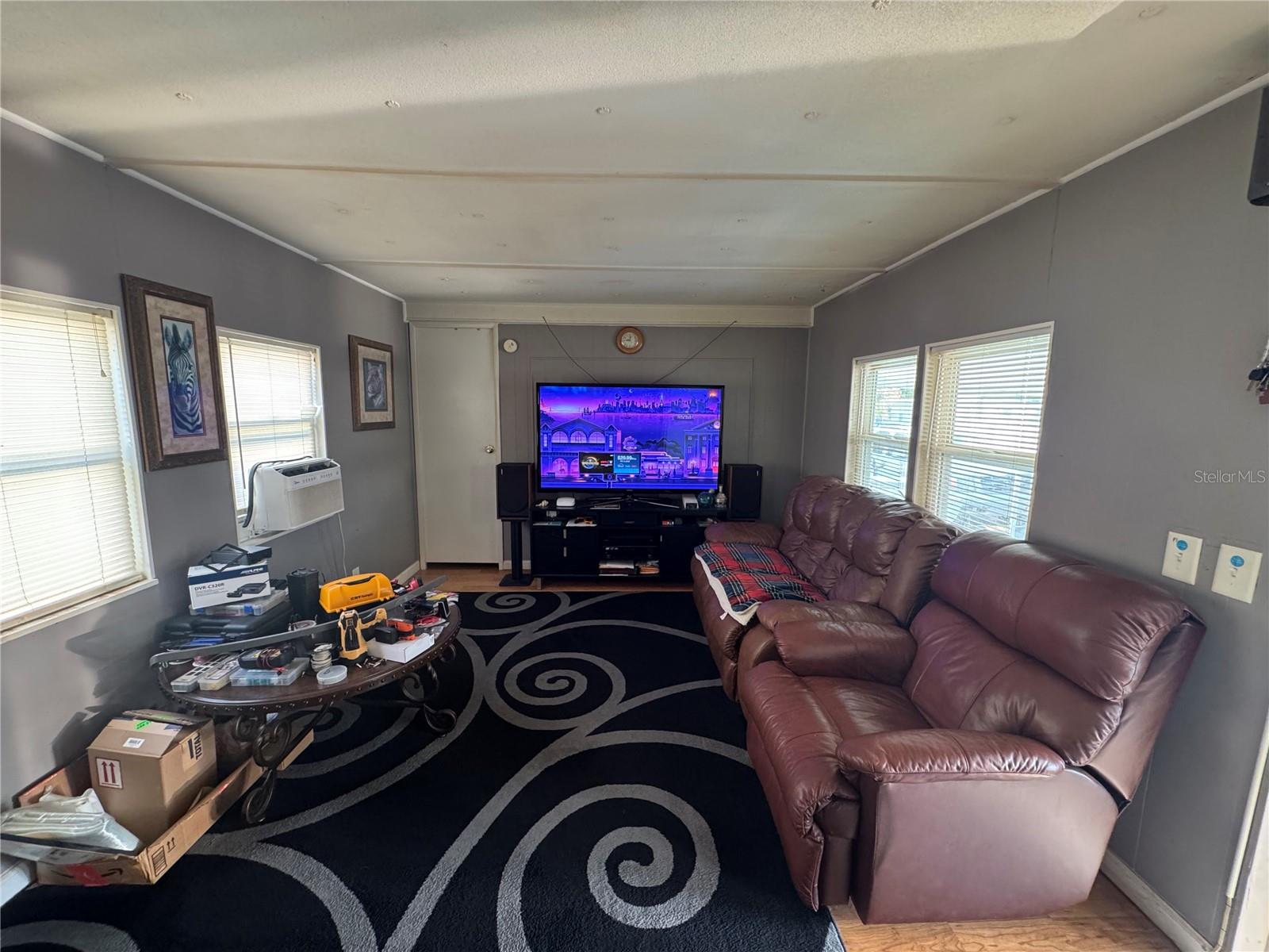 TB8430825 Property Photo