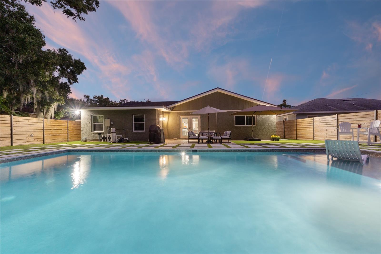 1945 BARCELONA WAY S, ST PETERSBURG, FL, 33712