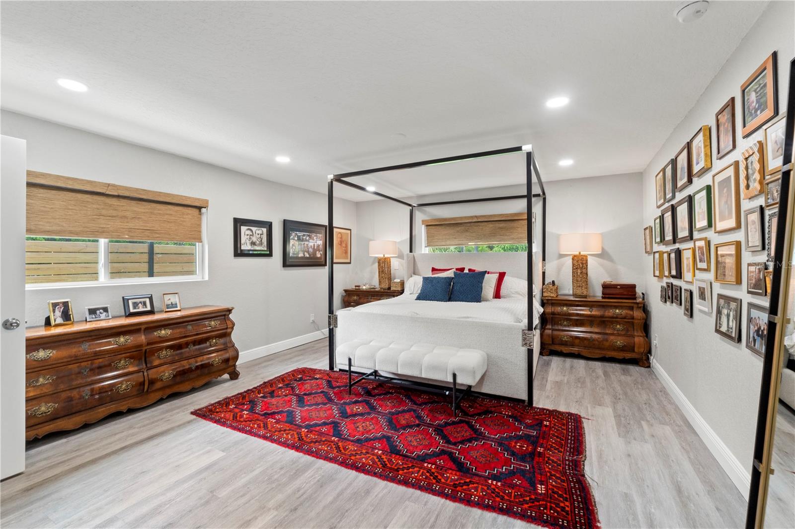 1945 BARCELONA WAY S, ST PETERSBURG, FL, 33712