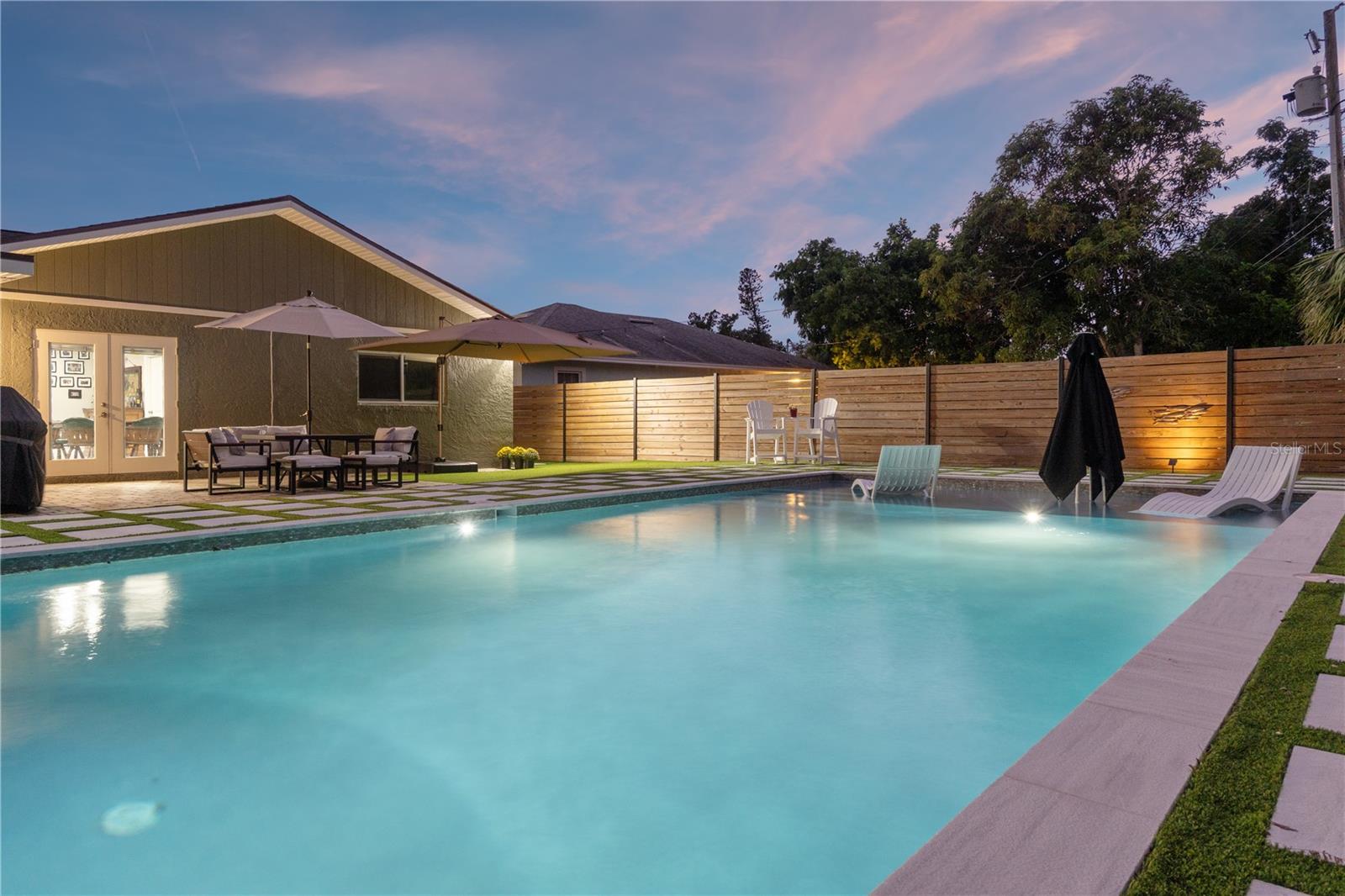 1945 BARCELONA WAY S, ST PETERSBURG, FL, 33712