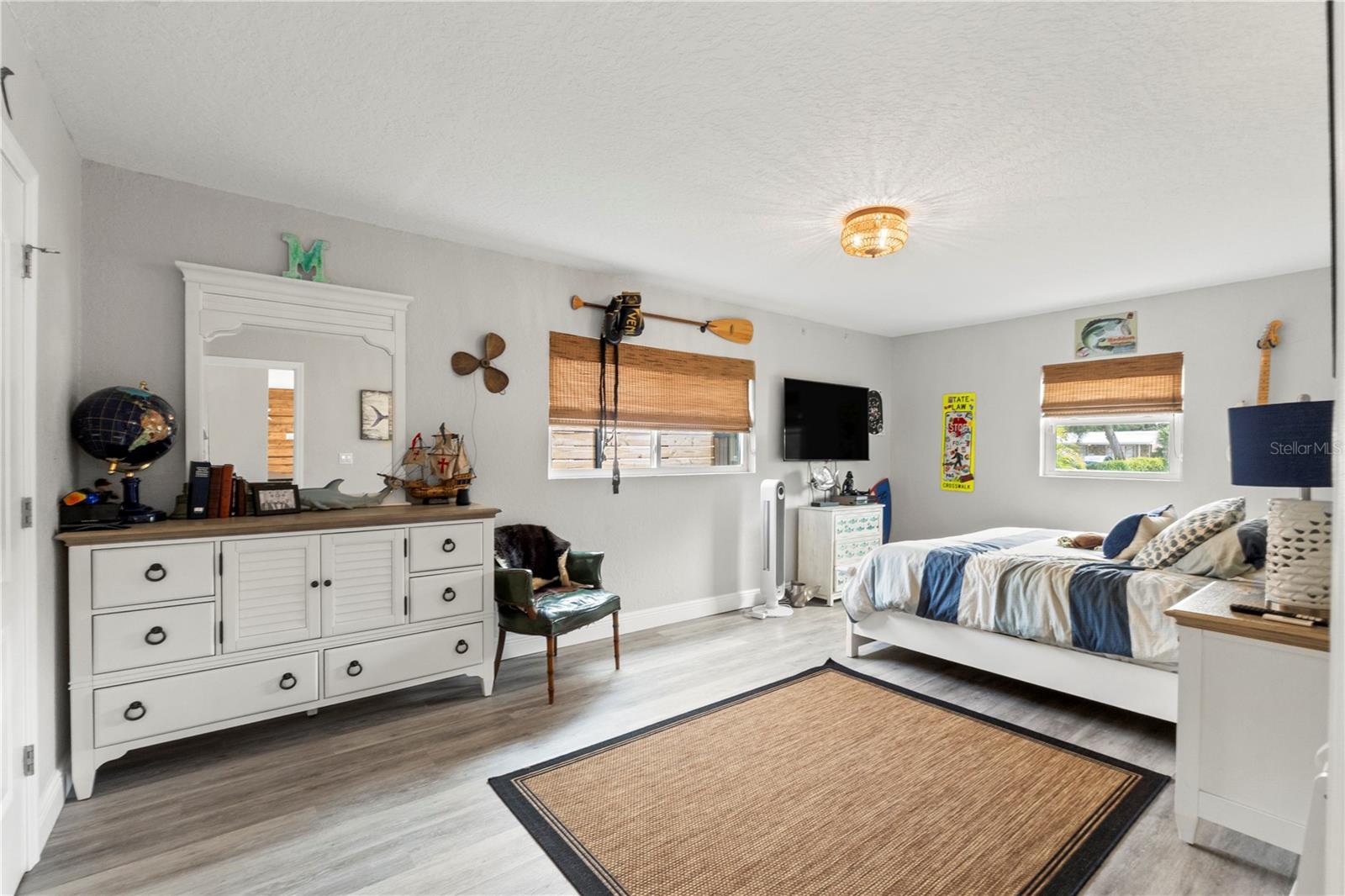 1945 BARCELONA WAY S, ST PETERSBURG, FL, 33712