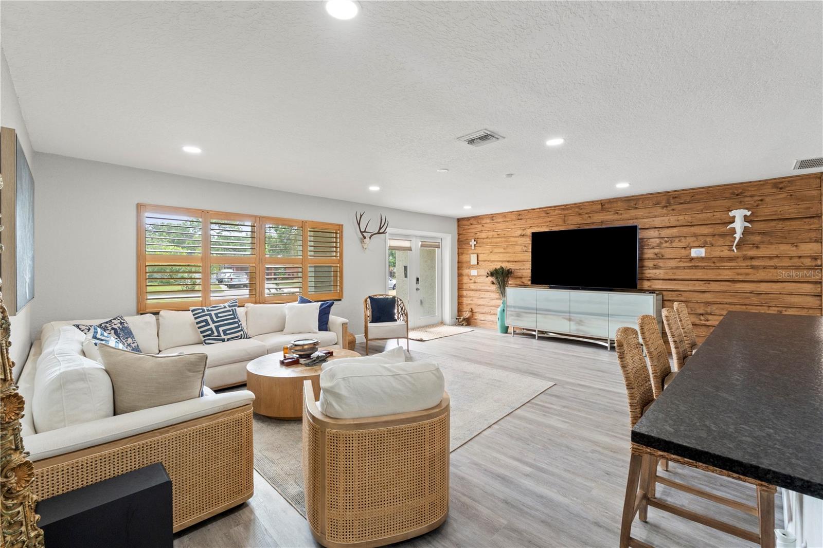 1945 BARCELONA WAY S, ST PETERSBURG, FL, 33712