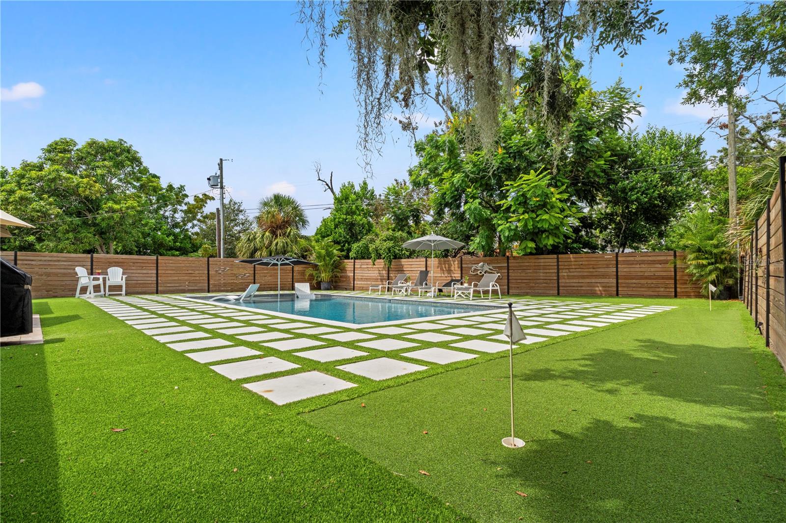 1945 BARCELONA WAY S, ST PETERSBURG, FL, 33712