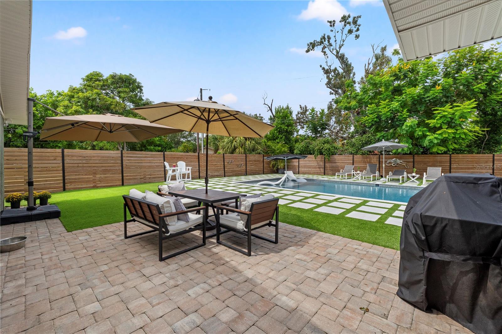 1945 BARCELONA WAY S, ST PETERSBURG, FL, 33712