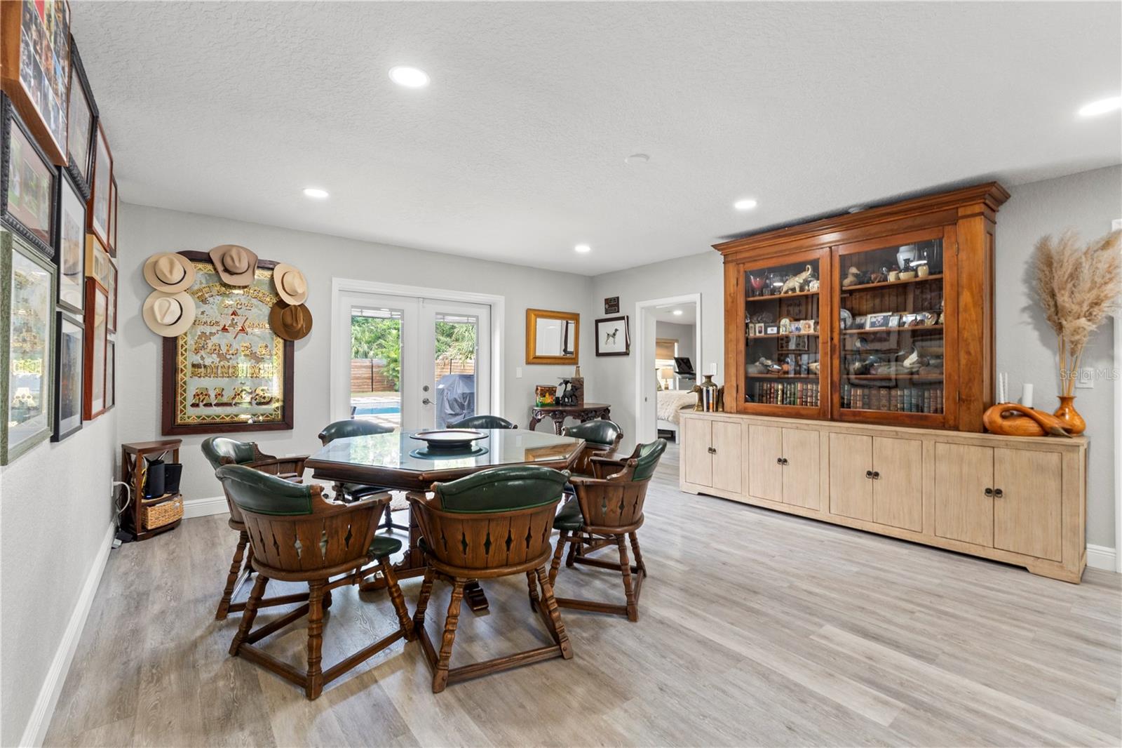 1945 BARCELONA WAY S, ST PETERSBURG, FL, 33712