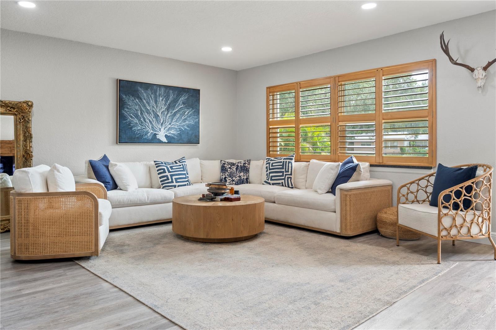 1945 BARCELONA WAY S, ST PETERSBURG, FL, 33712