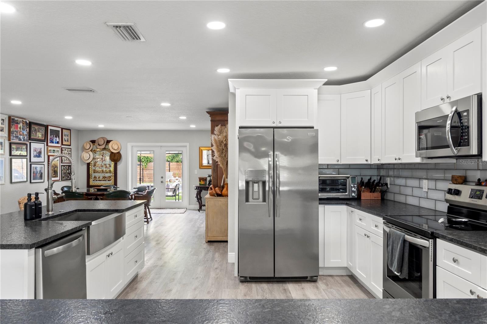 1945 BARCELONA WAY S, ST PETERSBURG, FL, 33712