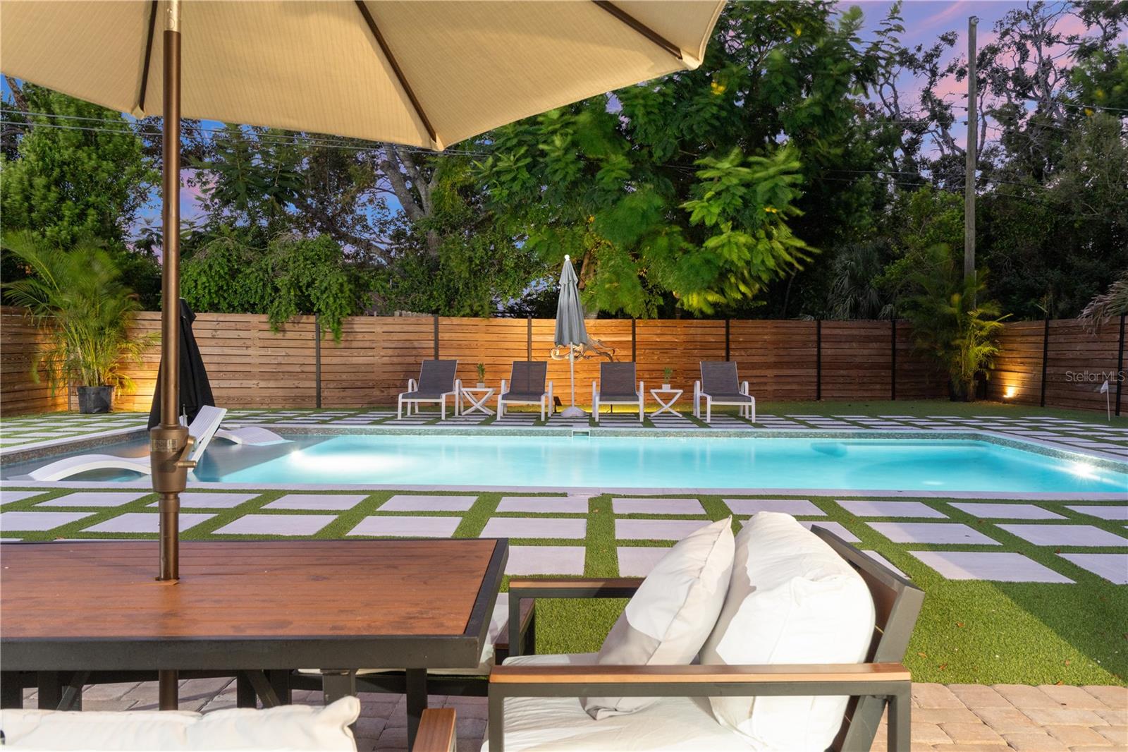 1945 BARCELONA WAY S, ST PETERSBURG, FL, 33712