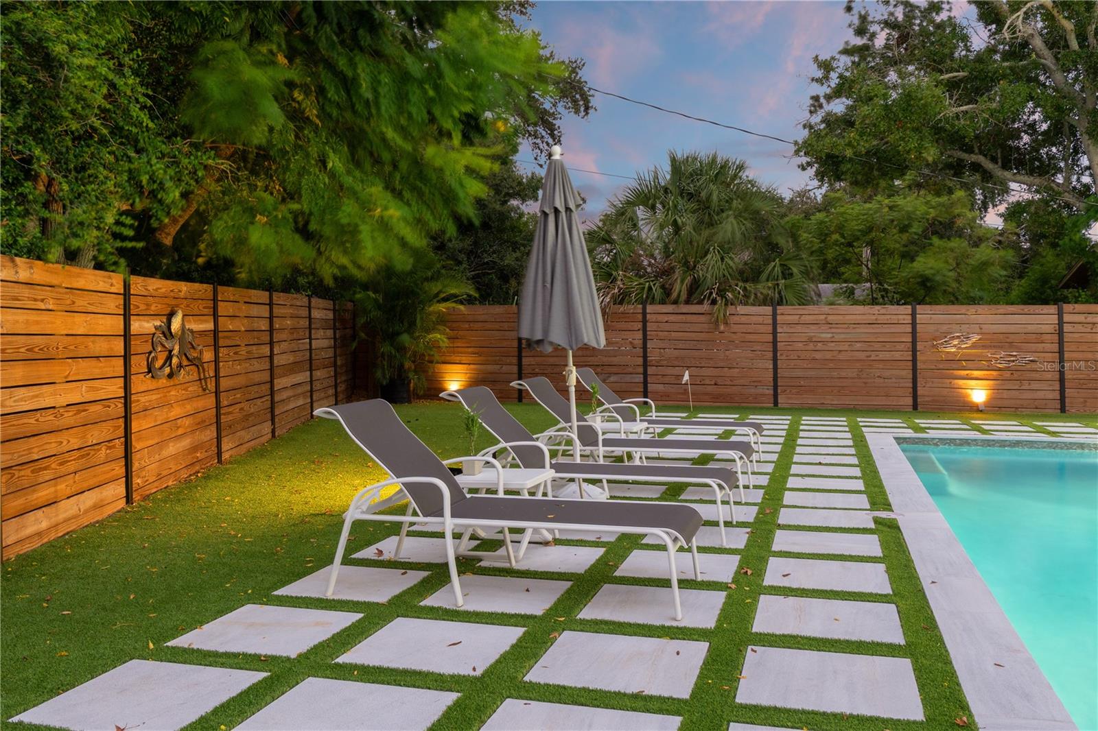 1945 BARCELONA WAY S, ST PETERSBURG, FL, 33712