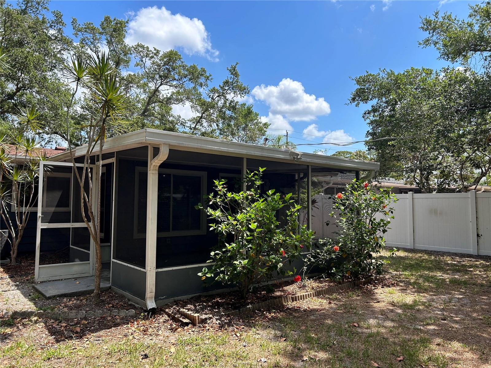 2428 WALDEMERE ST, SARASOTA, FL, 34239