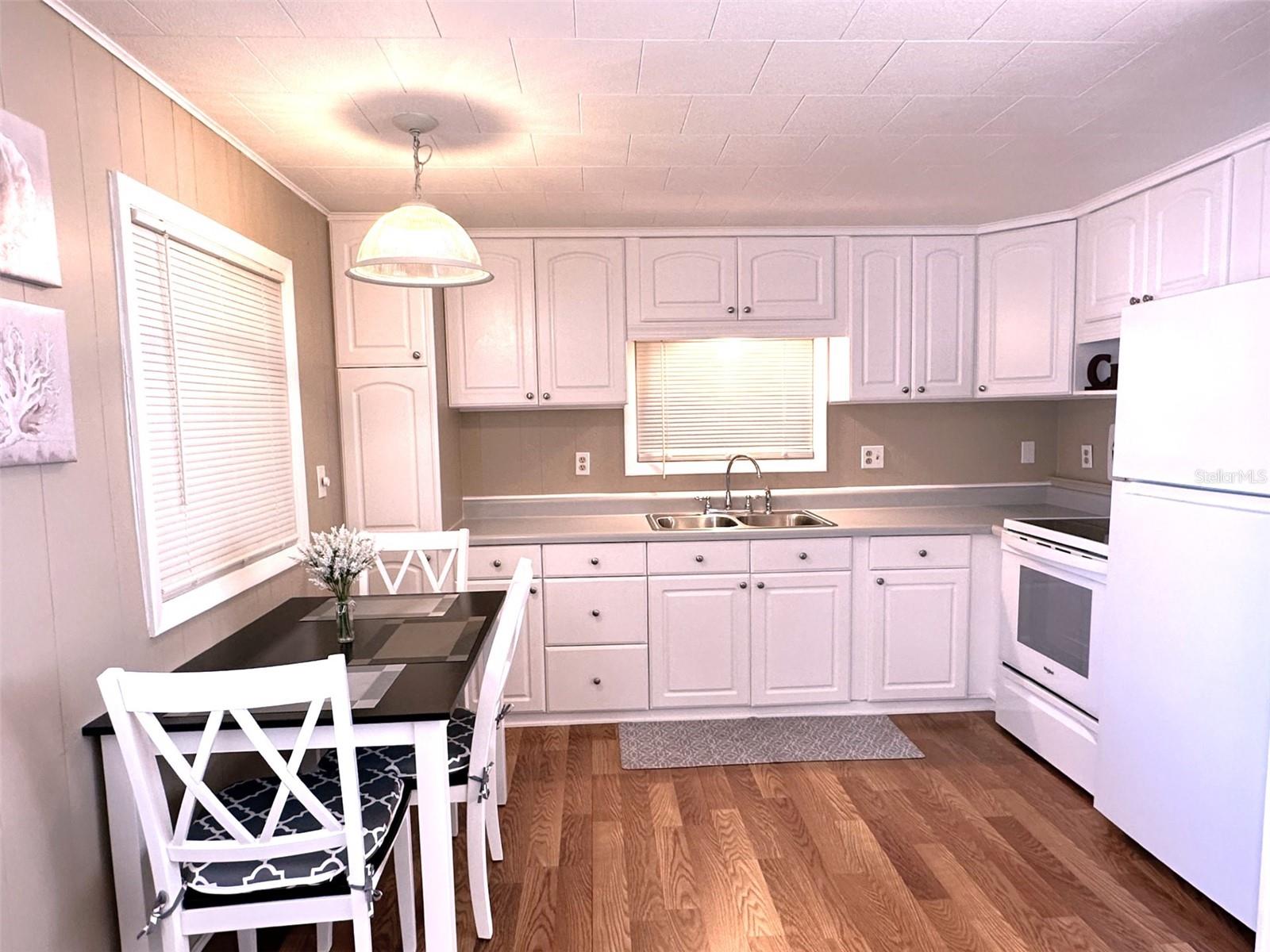 TB8430852 Property Photo